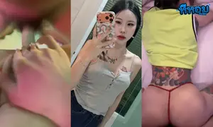 หลุดหีไทย น้องนาง nangonlyfans69 สาวสักลายหน้าหมวยอมควยเด็ดจัด กลางดึกไม่หลับไม่-300x450